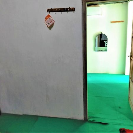 Cheap Inn Banyuwangi Бануванги Екстериор снимка