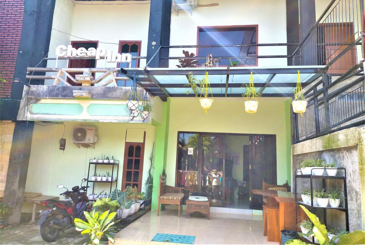 Cheap Inn Banyuwangi Бануванги Екстериор снимка