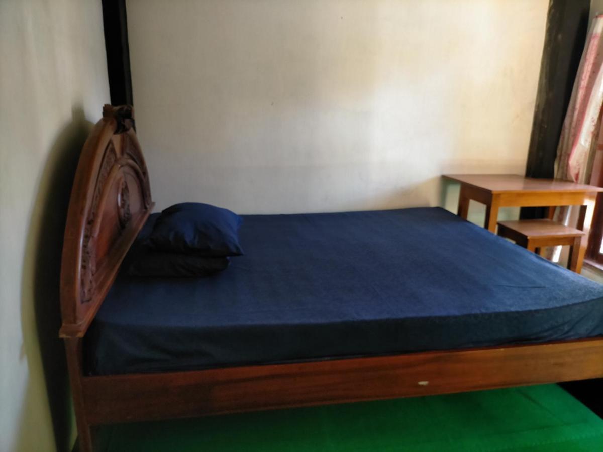 Cheap Inn Banyuwangi Бануванги Екстериор снимка