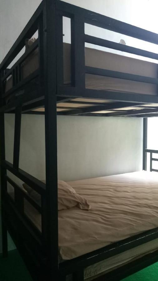 Cheap Inn Banyuwangi Бануванги Екстериор снимка