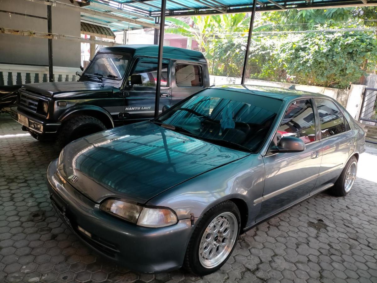 Cheap Inn Banyuwangi Бануванги Екстериор снимка